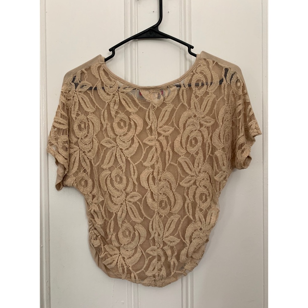 Shirt w/ Open-Lace Back